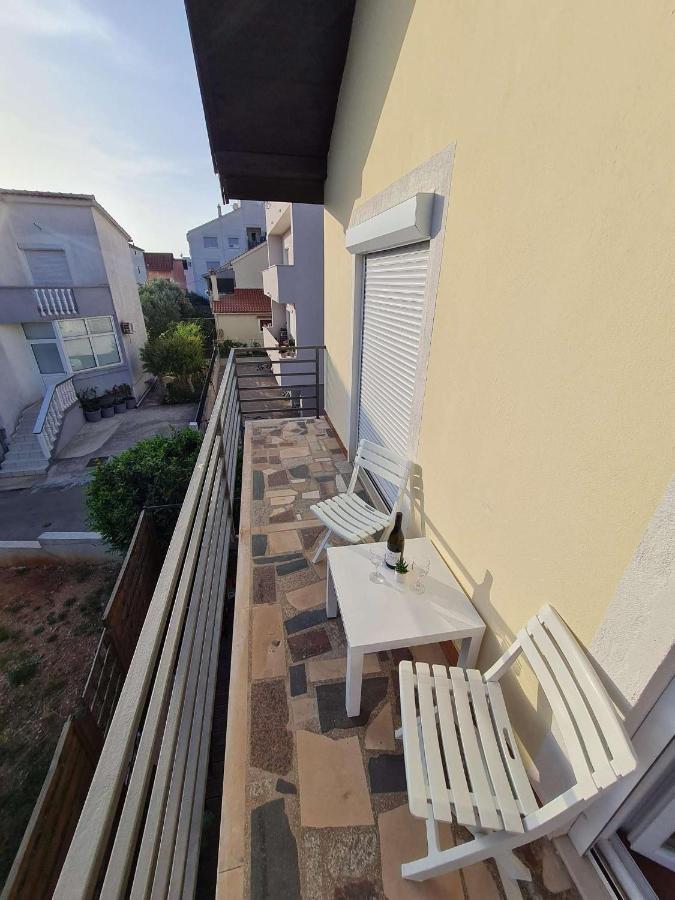 Apartmani Lovre I Zara Zadar Exterior foto