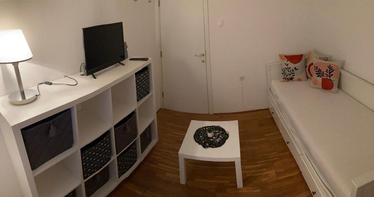 Apartmani Lovre I Zara Zadar Exterior foto
